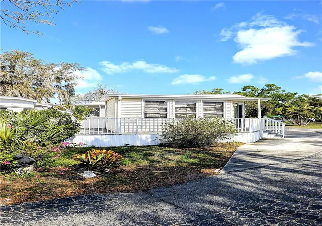 2nd image of 3300 26th Ave E #228, Bradenton, FL 34208 | MLS# A4686659