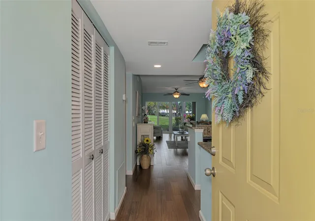 Photo 3 of Condo for sale at 433 Cerromar Ln #341, Venice, FL 34293 | MLS# A4686663 | Listing updated on 2026-08-05