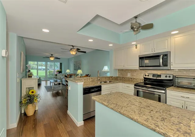 Photo 3 of Condo for sale at 433 Cerromar Ln #341, Venice, FL 34293 | MLS# A4686663 | Listing updated on 2026-08-05