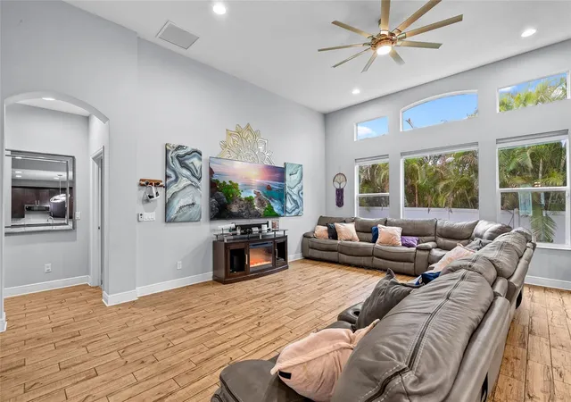 5th image of 7430 71St Ave N, Pinellas Park, FL 33781 | MLS# TB8487854