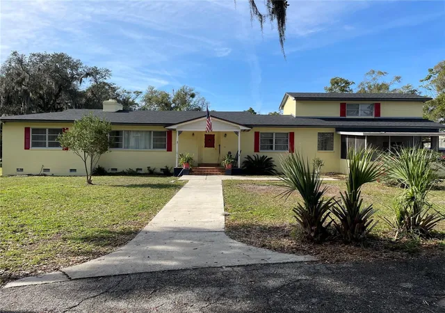 Photo 3 of Single family home for sale at 750 Charlie Taylor Rd, Plant City, FL 33566 | MLS# L4960370 | Listing updated on 2026-07-29