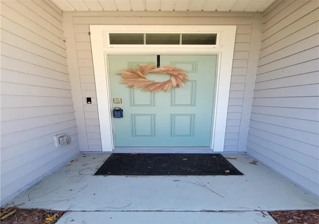 Photo 2 of Single family home for sale at 36 Ryarbor Dr, Palm Coast, FL 32164 | MLS# V4947980 | Listing updated on 2026-09-15