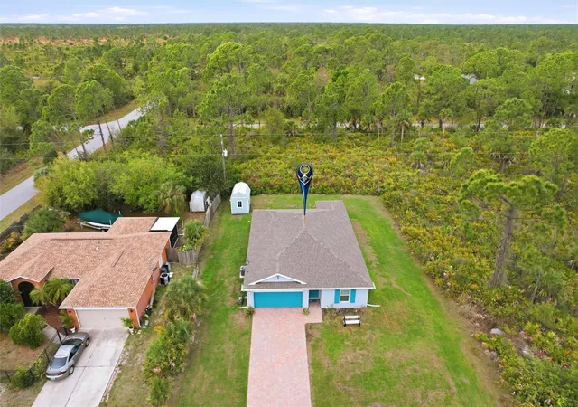 5th image of 3215 Sorrel St, Port Charlotte, FL 33981 | MLS# C7523577