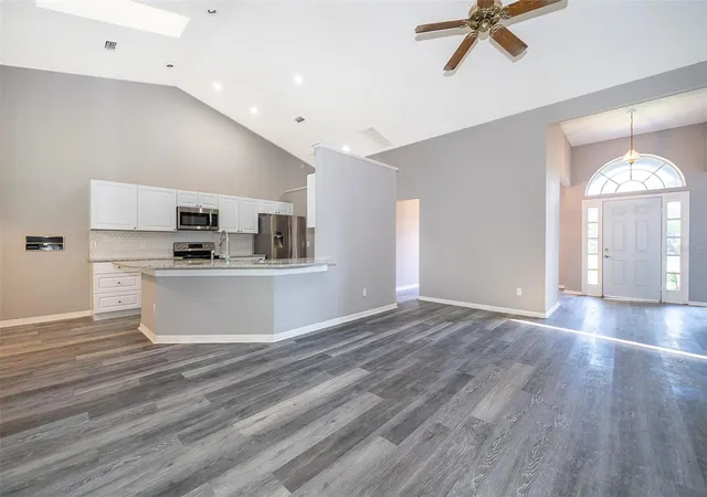 Photo 4 of Single family home for sale at 7304 High Lake Dr, Orlando, FL 32818 | MLS# O6391695 | Listing updated on 2026-03-19