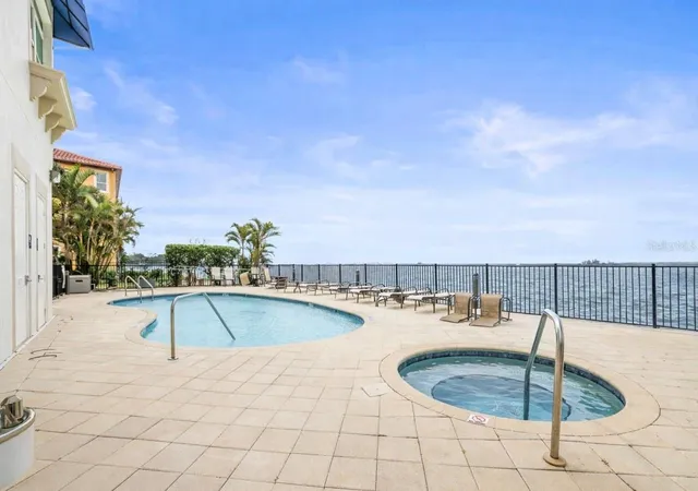 Homes for sale in Dunedin, FL | 1340 Bayshore Blvd, Dunedin, FL 34698