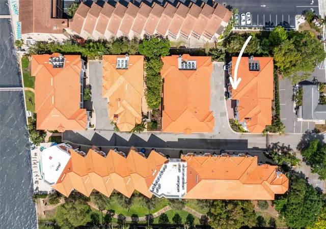Homes for sale in Dunedin, FL | 1340 Bayshore Boulevard, Dunedin, FL 34698 | Houzeo