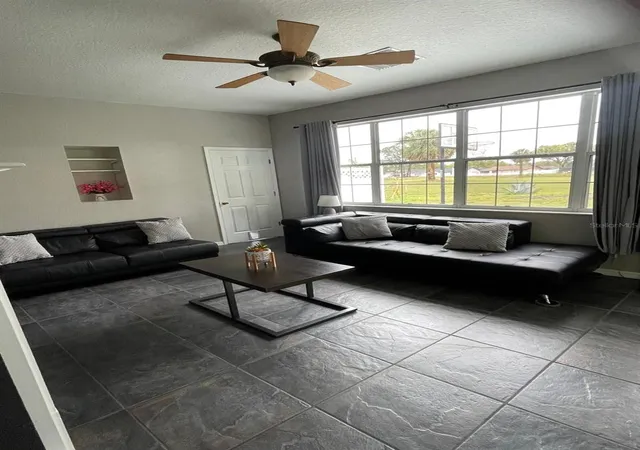 Photo 4 of Single family home for sale at 4005 Chelsea Ln, Lakeland, FL 33809 | MLS# TB8487959 | Listing updated on 2026-09-12