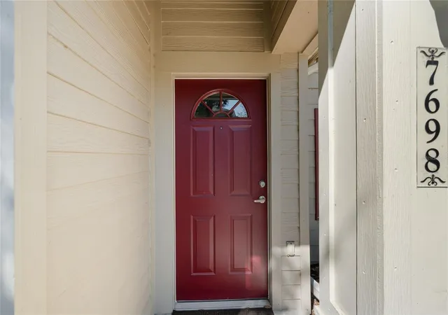 3rd image of 7698 Plantation Cir, Bradenton, FL 34201 | MLS# A4686712