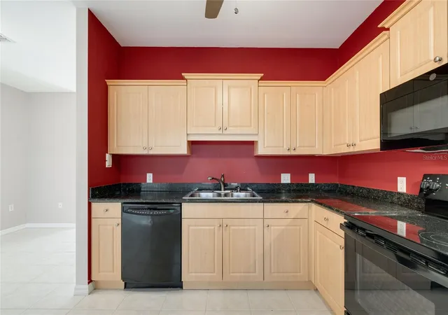 5th image of 7698 Plantation Cir, Bradenton, FL 34201 | MLS# A4686712