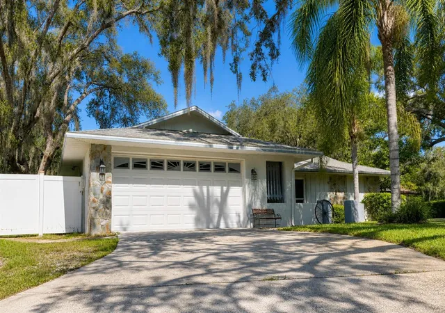 Photo 1 of Single family home for sale at 2309 Woodbend Cir, New Port Richey, FL 34655 | MLS# TB8487966 | Listing updated on 2026-10-08