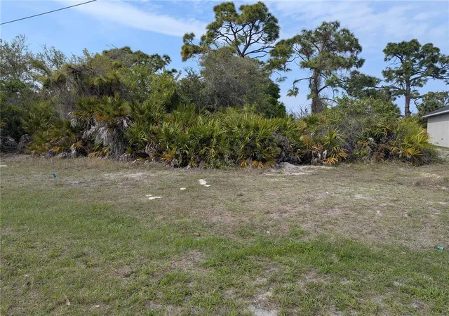 Photo 1 of Land for sale at 516 Sunset Rd N, Rotonda West, FL 33947 | MLS# D6146661 | Listing updated on 2026-03-19