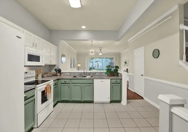 2nd image of 2733 Conch Hollow Dr, Brandon, FL 33511 | MLS# TB8487973
