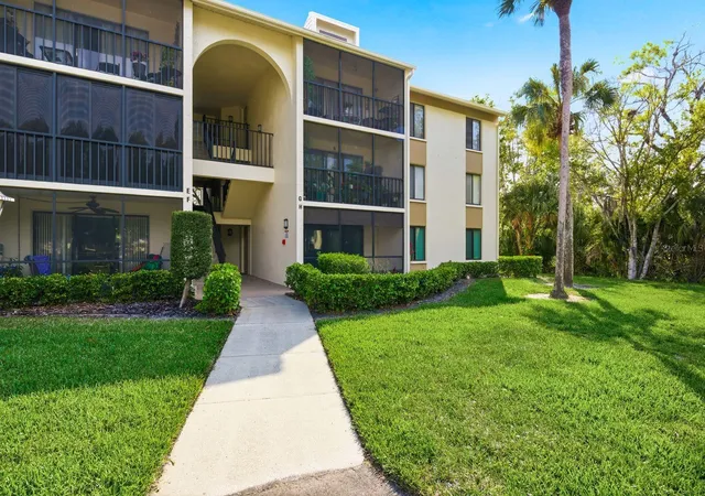 2nd image of 3134 Lake Pine Wy #H1, Tarpon Springs, FL 34688 | MLS# TB8487977