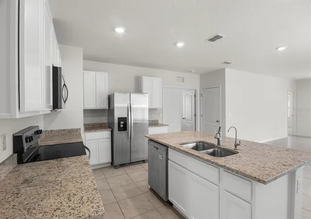 Photo 4 of Single family home for sale at 1038 Victoria Parc Ave, Orange City, FL 32763 | MLS# O6391815 | Listing updated on 2026-09-17