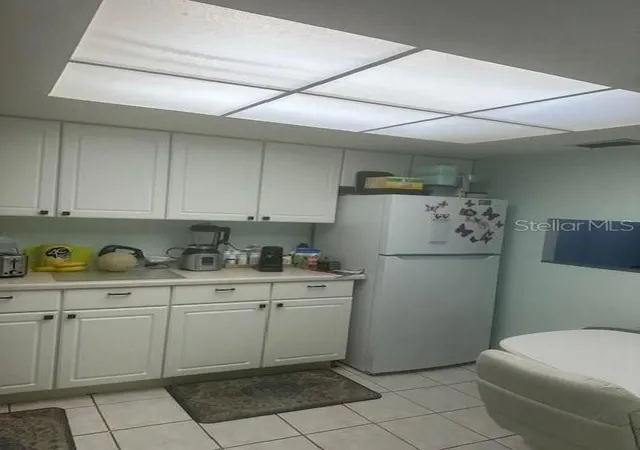 Photo 4 of Condo for sale at 4079 Lake Bayshore Dr #308, Bradenton, FL 34205 | MLS# A4686728 | Listing updated on 2026-03-30