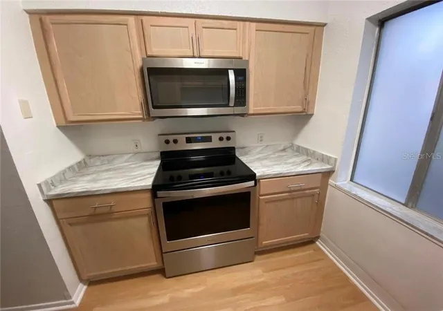 3rd image of 7508 Presley Pl, TAMPA, FL 33617