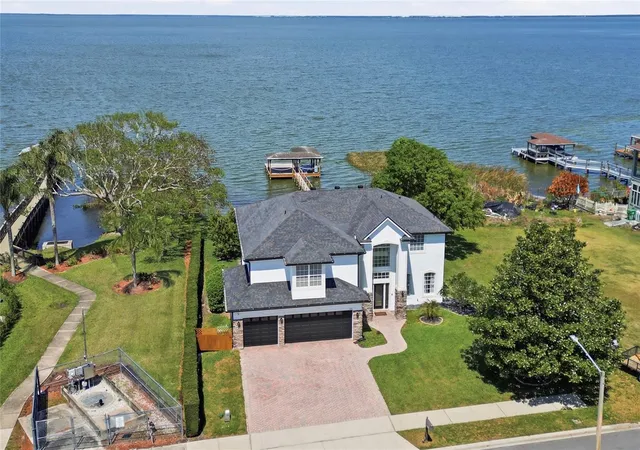 Photo 3 of Single family home for sale at 243 Zachary Wade St, Winter Garden, FL 34787 | MLS# O6391909 | Listing updated on 2026-07-08
