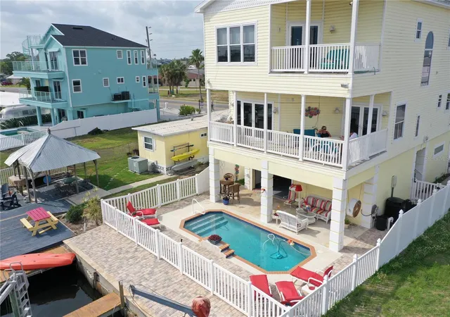 Photo 3 of Single family home for sale at 6441 Clark St, Hudson, FL 34667 | MLS# TB8488109 | Listing updated on 2026-09-26