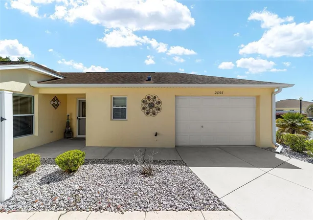 Homes for sale in The Villages, FL | 2055 Hydrangea Ave, The Villages, FL 32162 | MLS# G5109806