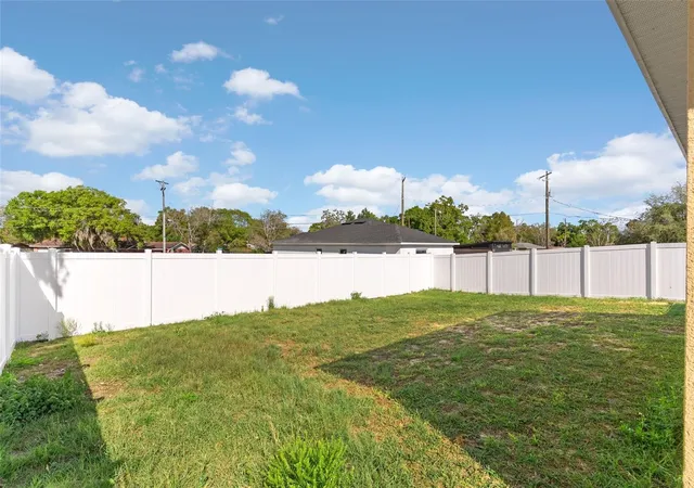 Homes for sale in Auburndale, FL | 317 Courtland St, Auburndale, FL 33823 | MLS# L4960398