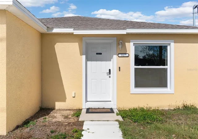 Homes for sale in Auburndale, FL | 317 Courtland St, Auburndale, FL 33823 | MLS# L4960398