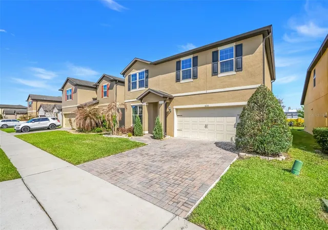 Photo 3 of Single family home for sale at 1626 Regal River Cir, Ocoee, FL 34761 | MLS# O6391938 | Listing updated on 2026-08-18