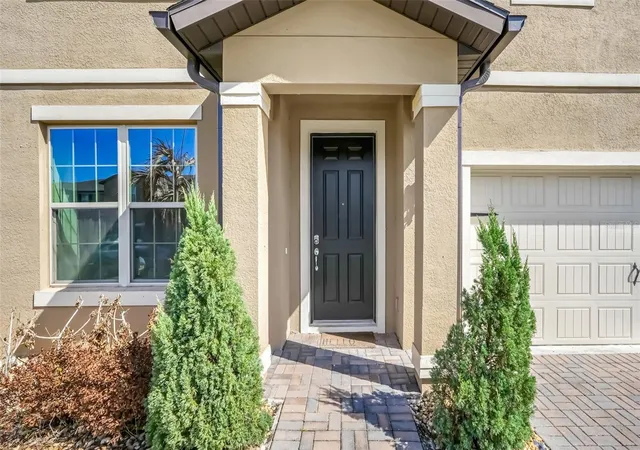 Photo 3 of Single family home for sale at 1626 Regal River Cir, Ocoee, FL 34761 | MLS# O6391938 | Listing updated on 2026-08-18