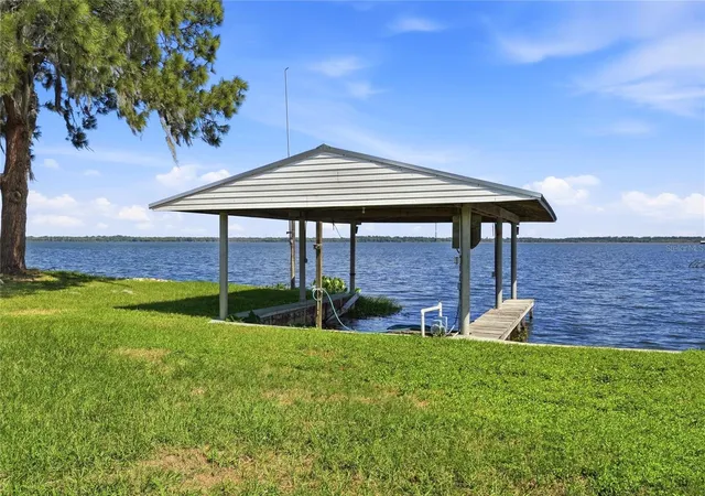 Photo 3 of Single family home for sale at 8342 W Lake Marion Rd, Haines City, FL 33844 | MLS# L4960400 | Listing updated on 2026-08-17