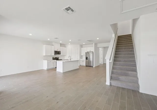 Photo 3 of Single family home for sale at 9009 Venetia Ct, Palmetto, FL 34221 | MLS# TB8488188 | Listing updated on 2026-09-08