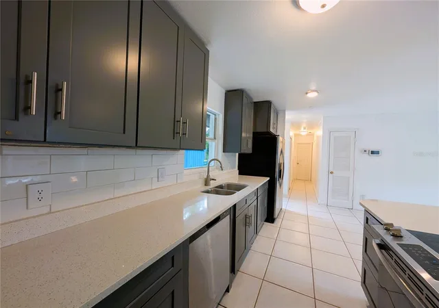 Homes for sale in Sarasota, FL | 1119 40Th St, Sarasota, FL 34234 | MLS# A4686789