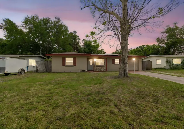 Homes for sale in Clearwater, FL | 1409 Nelson Ave, Clearwater, FL 33755 | MLS# TB8488195