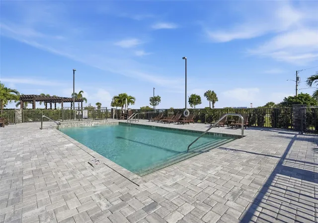 4th image of 1425 Park Beach Cir #124, Punta Gorda, FL 33950 | MLS# C7523629