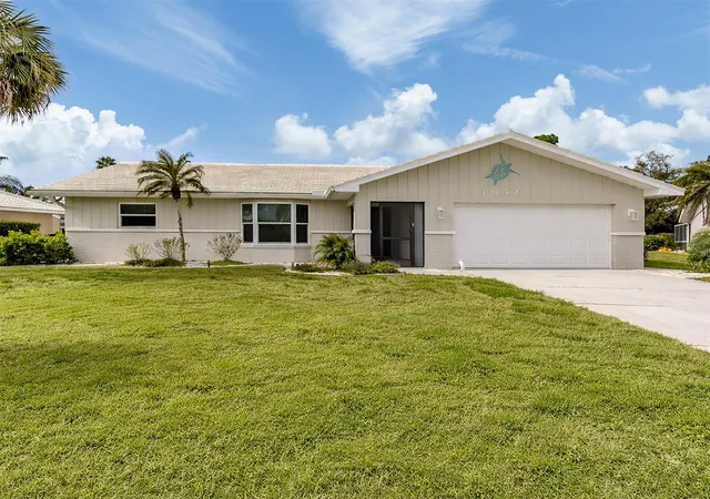 1st image of 1053 Derian Pl, Nokomis, FL 34275 | MLS# N6143496