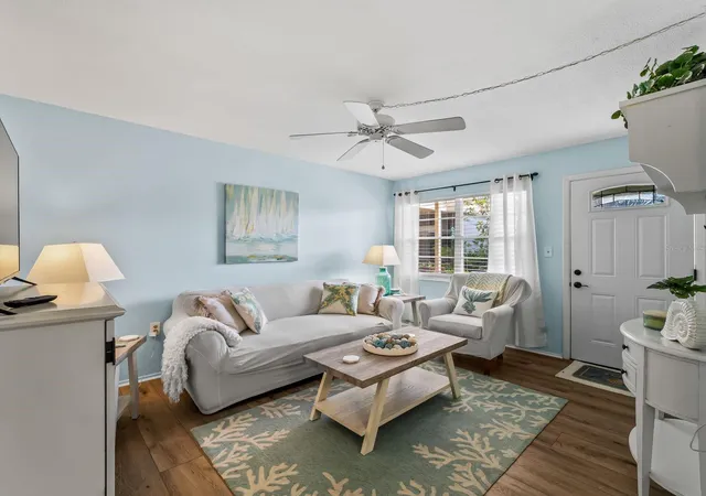 4th image of 210 Park Blvd N #122, Venice, FL 34285 | MLS# N6143499