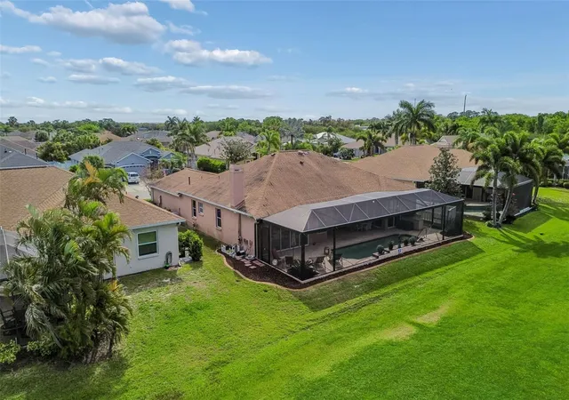 5th image of 566 Planters Manor Wy, Bradenton, FL 34212 | MLS# A4686834