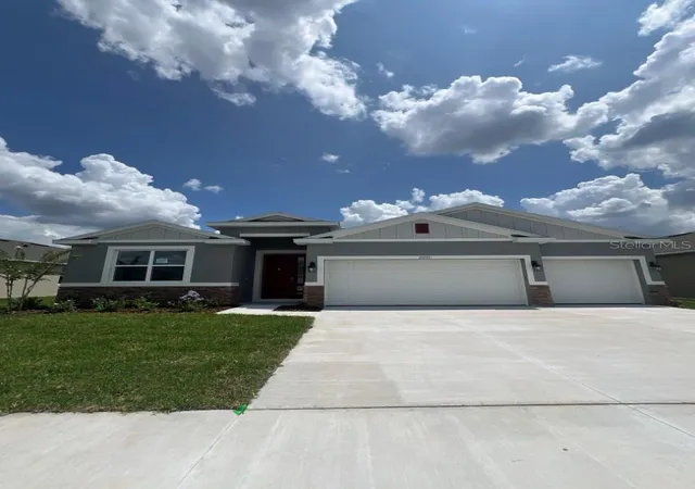 Homes for sale in Ocoee, FL | 2091 Ashwood Bluff Dr, Ocoee, FL 34761 | MLS# O6392047
