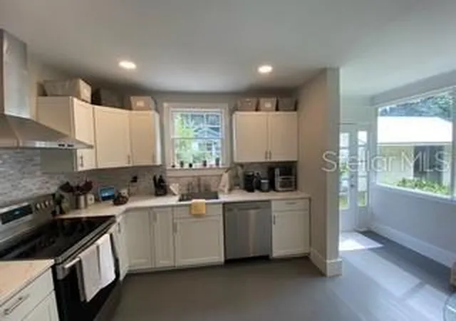 5th image of 1741 Nw 6Th Ave, Gainesville, FL 32603 | MLS# GC538631