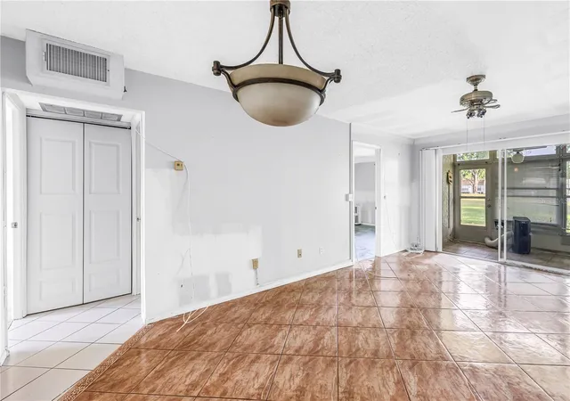 Homes for sale in Clearwater, FL | 4774 Lake Blvd #9B, Clearwater, FL 33762 | MLS# TB8488299