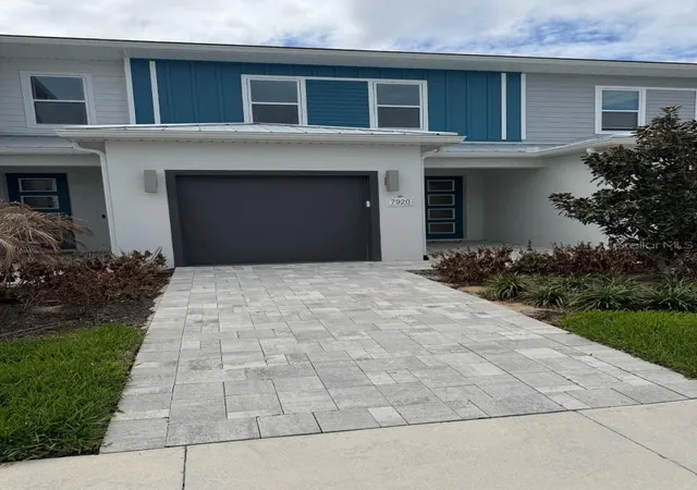 Photo 1 of Sale Pending at 7920 Spectrum Dr, Reunion, FL 34747 | MLS# O6392067 | Listing updated on 2026-08-18
