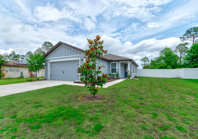Homes for sale in Palm Coast, FL | 33 Pine Croft Ln, Palm Coast, FL 32164 | MLS# FC317057