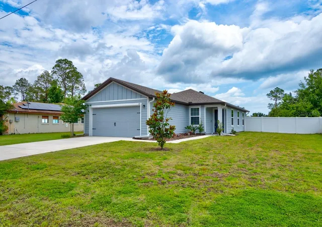 Homes for sale in Palm Coast, FL | 33 Pine Croft Ln, Palm Coast, FL 32164 | MLS# FC317057
