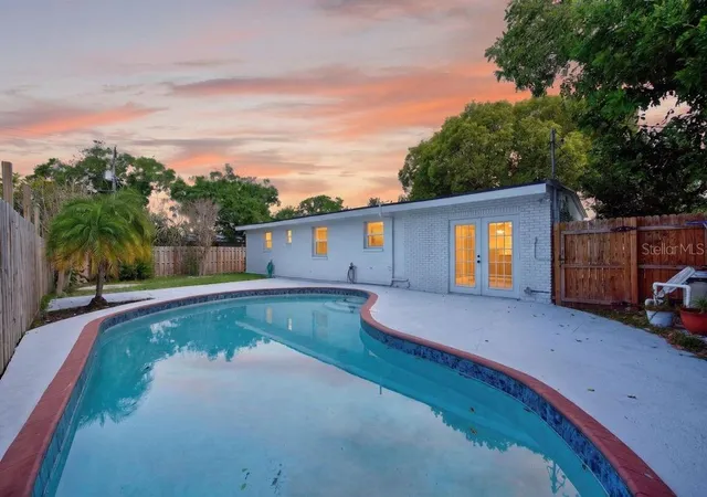 Homes for sale in Tampa, FL | 4016 W Montgomery Ter, Tampa, FL 33616 | MLS# TB8488343