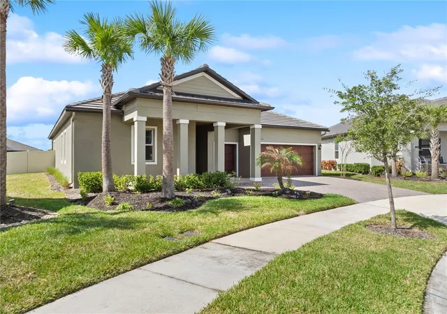 Photo 2 of Single family home for sale at 31875 Magna Gulf Loop, San Antonio, FL 33576 | MLS# TB8488358 | Listing updated on 2026-10-02