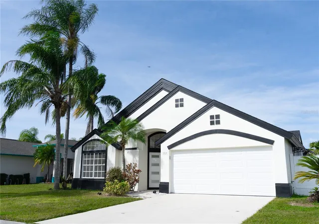 Photo 3 of Single family home for sale at 2319 Is Clb Way, Orlando, FL 32822 | MLS# O6392116 | Listing updated on 2026-07-15