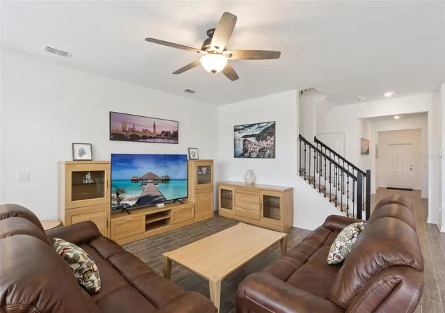 4th image of 3373 Wauseon Dr, Saint Cloud, FL 34772 | MLS# S5146148