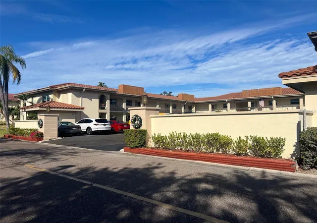 3rd image of 19029 Us Hwy 19 N #6-14, Clearwater, FL 33764 | MLS# TB8488370