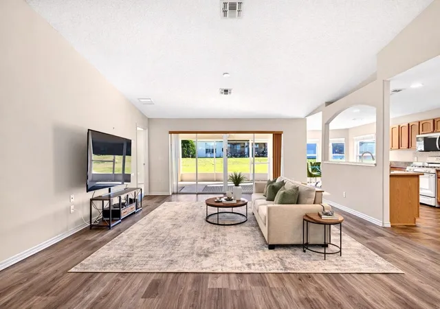 Photo 4 of Single family home for sale at 1706 SW 156th Lane, Ocala, FL 34473 | MLS# OM721157 | Listing updated on 2026-10-09