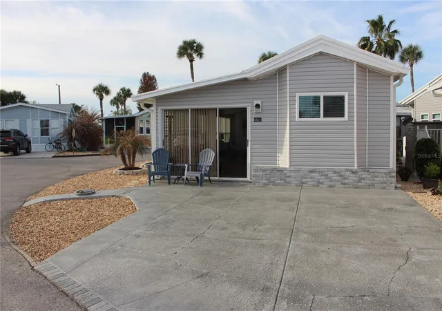 Homes for sale in Clermont, FL | 9000 Us Hwy 192 #598, Clermont, FL 34714 | MLS# S5146162