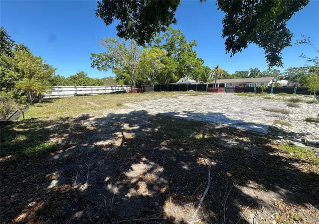 4th image of 3023 62Nd Ave N, Saint Petersburg, FL 33702 | MLS# TB8488473
