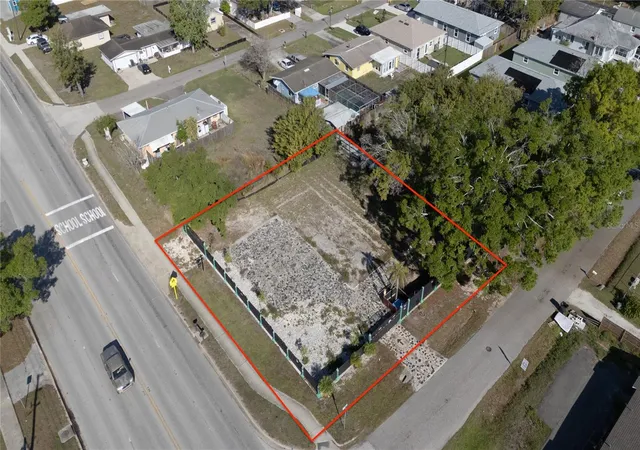 7th image of 3023 62nd Ave N, Saint Petersburg, FL 33702 | MLS# TB8488473